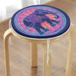 - RealHomes Yuvarlak Fermuarlı Minder - Realhomes  Rengarenk Bohem Otantik Etnik Fil Desenli Yuvarlak Fermuarlı Sandalye Minderi Realhomes