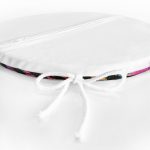 Siyah Zemin Üzerinde Neon Zikzak Desenli Yuvarlak Fermuarlı Sandalye Minderi Realhomes