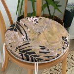 - RealHomes Yuvarlak Fermuarlı Minder - Realhomes Siyah Leopar Zeminde Kurumuş Yaprak Motifli Modern Yuvarlak Fermuarlı Sandalye Minderi Realhomes