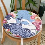 - RealHomes Yuvarlak Fermuarlı Minder - Realhomes  Kuş ve Gül Detaylı Kadın Motifli Yuvarlak Fermuarlı Sandalye Minderi Realhomes