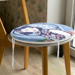 - RealHomes Yuvarlak Fermuarlı Minder - Realhomes  Çiçek Detaylı Modern Kadın Motifli Yuvarlak Fermuarlı Sandalye Minderi Realhomes