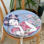 - RealHomes Yuvarlak Fermuarlı Minder - Realhomes  İnci Kolyeli Japon Kadın Dijital Baskılı Modern Yuvarlak Fermuarlı Sandalye Minderi Realhomes