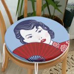 - RealHomes Yuvarlak Fermuarlı Minder - Realhomes  Kırmızı Yelpazeli Mavi Zeminli Japon Kadın Modern Yuvarlak Fermuarlı Sandalye Minderi Realhomes