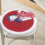 - RealHomes Yuvarlak Fermuarlı Minder - Realhomes  Sırtında Kırmızı Şemsiyeli Japon Kadın Motifli Yuvarlak Fermuarlı Sandalye Minderi Realhomes