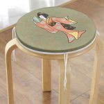 - RealHomes Yuvarlak Fermuarlı Minder - Realhomes  Geleneksel Japon Kadın Figürü Dijital Baskılı Özel Tasarım Modern Yuvarlak Fermuarlı Sandalye Minderi Realhomes