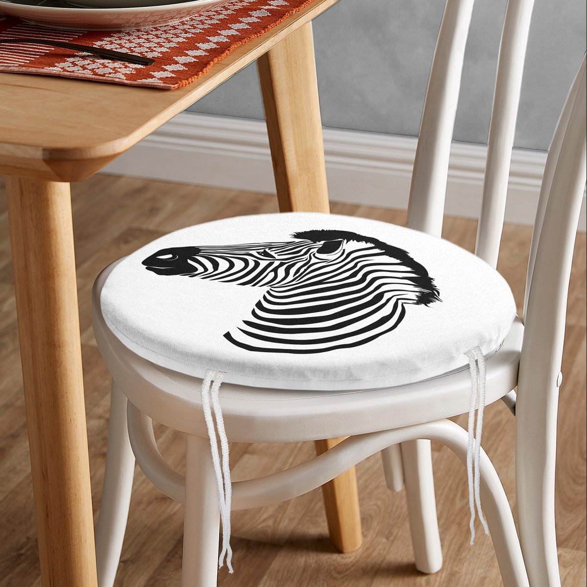 Zebra Figürlü Dijital Baskılı Modern Yuvarlak Fermuarlı Sandalye Minderi Realhomes