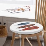 Beyaz Zeminde Üç Renkli Tüy Desenli Yuvarlak Fermuarlı Sandalye Minderi Realhomes