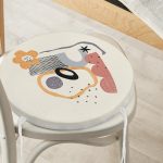 - RealHomes Yuvarlak Fermuarlı Minder - Realhomes  Sanatsal Motifli Çiçek Detaylı Dijital Baskılı Modern Yuvarlak Fermuarlı Sandalye Minderi Realhomes