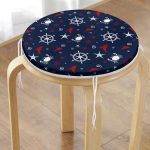 - RealHomes Yuvarlak Fermuarlı Minder - Realhomes  Lacivert Zeminli Renkli Yunus Desenli Dijital Baskılı Modern Yuvarlak Fermuarlı Sandalye Minderi Realhomes