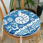 - RealHomes Yuvarlak Fermuarlı Minder - Realhomes  Mavi Zeminli Deniz Feneri Desenli Dijital Baskılı Modern Yuvarlak Fermuarlı Sandalye Minderi Realhomes