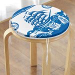 - RealHomes Yuvarlak Fermuarlı Minder - Realhomes Gold Zemin Üzerinde Siyah Zikzak Çizimli Dijital Baskılı Modern Yuvarlak Fermuarlı Sandalye Minderi Realhomes