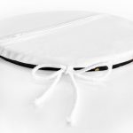 - RealHomes Yuvarlak Fermuarlı Minder - Realhomes Gold Zeminde Yatay Siyah Çizgili Dijital Baskılı Modern Yuvarlak Fermuarlı Sandalye Minderi Realhomes