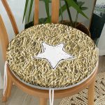 Gold Zeminli Beyaz Yıldız Desenli Dijital Baskılı Modern Yuvarlak Fermuarlı Sandalye Minderi Realhomes