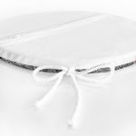 - RealHomes Yuvarlak Fermuarlı Minder - Realhomes  Siyah Onedraw Çizimli Gold Renkli Kalp Desenli Dijital Baskılı Modern Yuvarlak Fermuarlı Sandalye Minderi Realhomes