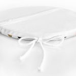 - RealHomes Yuvarlak Fermuarlı Minder - Realhomes Beyaz Zeminde Gold Ve Siyah Renkli Pauntiyeler Dijital Baskılı Modern Yuvarlak Fermuarlı Sandalye Minderi Realhomes