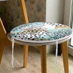 - RealHomes Yuvarlak Fermuarlı Minder - Realhomes  Renkli Zemin Üzerinde Onedraw Çizimli Dijital Baskılı Modern Yuvarlak Fermuarlı Sandalye Minderi Realhomes