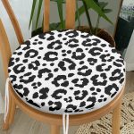 - RealHomes Yuvarlak Fermuarlı Minder - Realhomes  Renkli Zemin Üzerinde Onedraw Çizimli Dijital Baskılı Modern Yuvarlak Fermuarlı Sandalye Minderi Realhomes