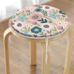 - RealHomes Yuvarlak Fermuarlı Minder - Realhomes Pudra Zemin Üzerinde Çiçek Desenli Dijital Baskılı Modern Yuvarlak Fermuarlı Sandalye Minderi Realhomes