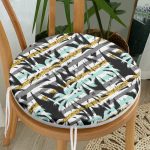 - RealHomes Yuvarlak Fermuarlı Minder - Realhomes  Beyaz Zemin Üzerinde Renkli Çizgili Yaprak Desenli Dijital Baskılı Modern Yuvarlak Fermuarlı Sandalye Minderi Realhomes