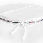 Renkli Zemin Üzerinde Üçgen Desenli Dijital Baskılı Modern Yuvarlak Fermuarlı Sandalye Minderi Realhomes