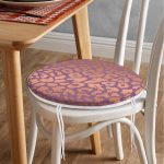 Renkli Zeminde Parlak Görünümlü Çizim Dijital Baskılı Modern Yuvarlak Fermuarlı Sandalye Minderi Realhomes