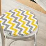 - RealHomes Yuvarlak Fermuarlı Minder - Realhomes  Sarı Beyaz Gri Zikzak Geometrik Tasarım Desenli Dijital Baskılı Yuvarlak Fermuarlı Sandalye Minderi Realhomes