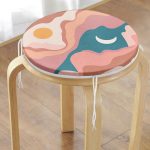 - RealHomes Yuvarlak Fermuarlı Minder - Realhomes  Pastel Renkli Zemin Üzerinde Ay Güneş Temalı Dijital Baskılı Modern Yuvarlak Fermuarlı Sandalye Minderi Realhomes