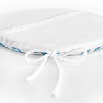 - RealHomes Yuvarlak Fermuarlı Minder - Realhomes  Beyaz Zemin Üzerinde Çapa Desenli Dijital Baskılı Modern Yuvarlak Fermuarlı Sandalye Minderi Realhomes