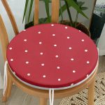 - RealHomes Yuvarlak Fermuarlı Minder - Realhomes  Renkli Zemin Üzerinde Beyaz Puantiyeli Dijital Baskılı Modern Yuvarlak Fermuarlı Sandalye Minderi Realhomes