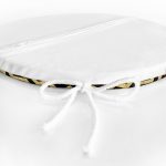 Gold Zemin Üzerinde Siyah Zikzak Desenli Dijital Baskılı Modern Yuvarlak Fermuarlı Sandalye Minderi Realhomes