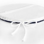 - RealHomes Yuvarlak Fermuarlı Minder - Realhomes Renkli Zemin Üzerinde Beyaz Çapa Desenli Dijital Baskılı Modern Yuvarlak Fermuarlı Sandalye Minderi Realhomes