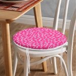 - RealHomes Yuvarlak Fermuarlı Minder - Realhomes Pembe Zemin Üzerinde Beyaz Puantiye Desenli Dijital Baskılı Modern Yuvarlak Fermuarlı Sandalye Minderi Realhomes