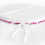 - RealHomes Yuvarlak Fermuarlı Minder - Realhomes Pembe Zemin Üzerinde Beyaz Puantiye Desenli Dijital Baskılı Modern Yuvarlak Fermuarlı Sandalye Minderi Realhomes