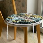 - RealHomes Yuvarlak Fermuarlı Minder - Realhomes  Beyaz Zemin Üzerinde Pastel Renkli Çiçek Desenli Dijital Baskılı Modern Yuvarlak Fermuarlı Sandalye Minderi Realhomes