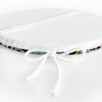 - RealHomes Yuvarlak Fermuarlı Minder - Realhomes  Beyaz Zemin Üzerinde Pastel Renkli Çiçek Desenli Dijital Baskılı Modern Yuvarlak Fermuarlı Sandalye Minderi Realhomes