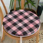 Renkli Pastel Zemin Üzerinde Siyah Ekose Desenli Dijital Baskılı Modern Yuvarlak Fermuarlı Sandalye Minderi Realhomes