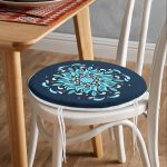 - RealHomes Yuvarlak Fermuarlı Minder - Realhomes  Renkli Zemin Üzerinde Çini Desenli Dijital Baskılı Modern Yuvarlak Fermuarlı Sandalye Minderi Realhomes