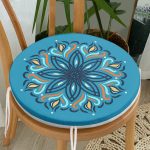 - RealHomes Yuvarlak Fermuarlı Minder - Realhomes  Renkli Zemin Üzerinde Çini Desenli Dijital Baskılı Modern Yuvarlak Fermuarlı Sandalye Minderi Realhomes