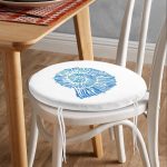 - RealHomes Yuvarlak Fermuarlı Minder - Realhomes  Beyaz Zemin Üzerinde Renkli Deniz Kabuğu Desenli Dijital Baskılı Modern Yuvarlak Fermuarlı Sandalye Minderi Realhomes