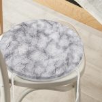 - RealHomes Yuvarlak Fermuarlı Minder - Realhomes Beyaz Zemin Üzerinde Siyah Mermer Desenli Dijital Baskılı Modern Yuvarlak Fermuarlı Sandalye Minderi Realhomes