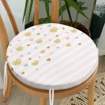 - RealHomes Yuvarlak Fermuarlı Minder - Realhomes  Beyaz Zeminde Pembe Yatay Çizgili Gold Detaylı Kalp Desenli Dijital Baskılı Modern Yuvarlak Fermuarlı Sandalye Minderi Realhomes