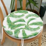 - RealHomes Yuvarlak Fermuarlı Minder - Realhomes Beyaz Zemin Üzerinde Yeşil Yaprak Desenli Dijital Baskılı Modern Yuvarlak Fermuarlı Sandalye Minderi Realhomes
