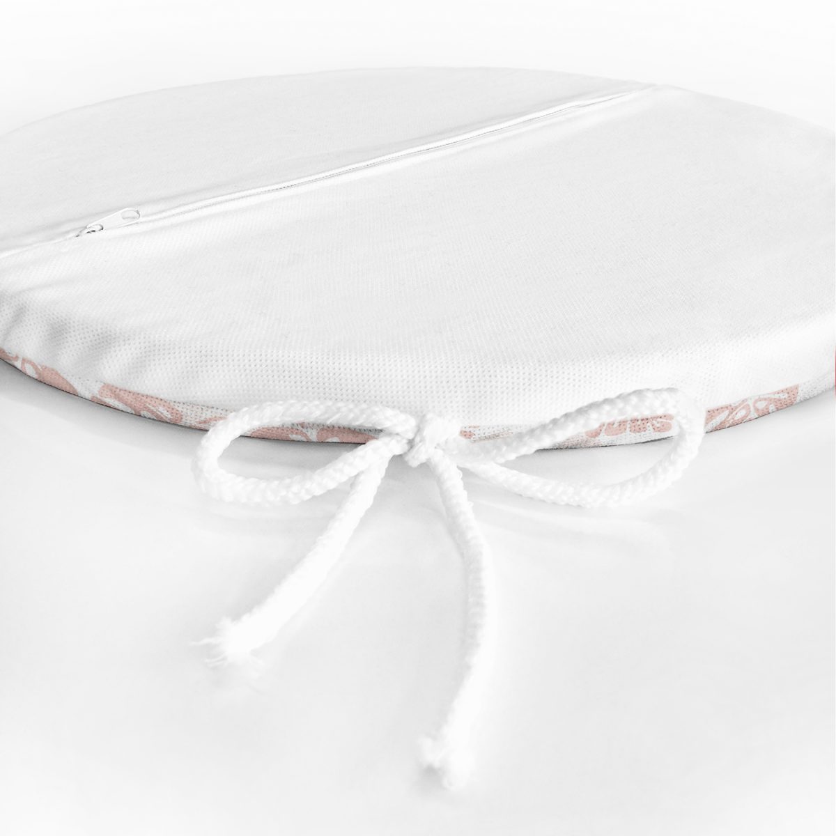 Pastel Zemin Üzerinde Beyaz Yaprak Desenli Dijital Baskılı Modern Yuvarlak Fermuarlı Sandalye Minderi Realhomes