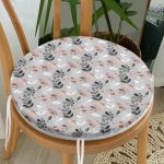 - RealHomes Yuvarlak Fermuarlı Minder - Realhomes  Pastel Zemin Üzerinde Yaprak Desenli Dijital Baskılı Modern Yuvarlak Fermuarlı Sandalye Minderi Realhomes