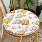 - RealHomes Yuvarlak Fermuarlı Minder - Realhomes  Beyaz Zemin Üzerinde Bal Kabağı Desenli Dijital Baskılı Modern Yuvarlak Fermuarlı Sandalye Minderi Realhomes