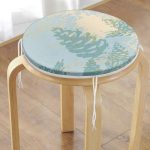 - RealHomes Yuvarlak Fermuarlı Minder - Realhomes Renkli Zemin Üzerinde Gold Detaylı Mermer Desenli Dijital Baskılı Modern Yuvarlak Fermuarlı Sandalye Minderi Realhomes