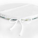 - RealHomes Yuvarlak Fermuarlı Minder - Realhomes Beyaz Zemin Üzerinde Yeşil Renkli Yaprak Desenli Dijital Baskılı Modern Yuvarlak Fermuarlı Sandalye Minderi Realhomes