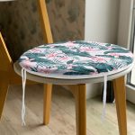 - RealHomes Yuvarlak Fermuarlı Minder - Realhomes  Renkli Zemin Üzerinde Çiçek Desenli Dijital Baskılı Modern Yuvarlak Fermuarlı Sandalye Minderi Realhomes