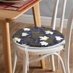 - RealHomes Yuvarlak Fermuarlı Minder - Realhomes  Renkli Zemin Üzerinde Gold Detaylı Yaprak Desenli Dijital Baskılı Modern Yuvarlak Fermuarlı Sandalye Minderi Realhomes