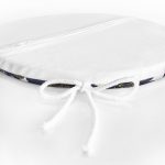 - RealHomes Yuvarlak Fermuarlı Minder - Realhomes  Renkli Zemin Üzerinde Gold Detaylı Yaprak Desenli Dijital Baskılı Modern Yuvarlak Fermuarlı Sandalye Minderi Realhomes